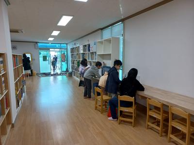 사천시어린이도서관 재개관,
‘다시, 여나 봄’ 행사 성황리에 마쳐
